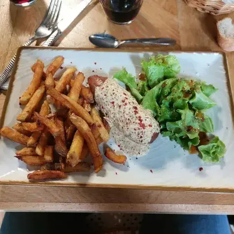 restaurant au bord de l'eau à Dingé - image 2