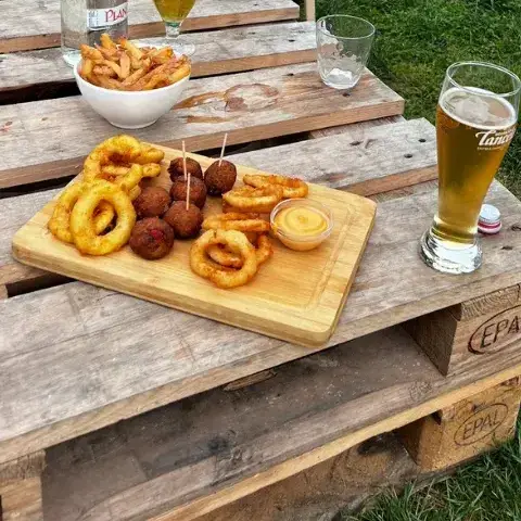 restaurant au bord de l'eau à Hédé - image 2