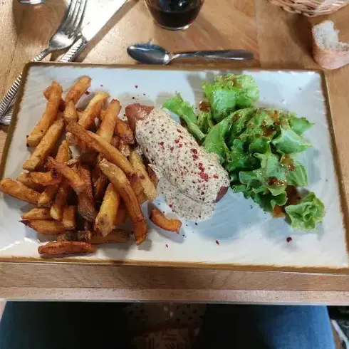 restaurant au bord de l'eau à Tinténiac - image 4