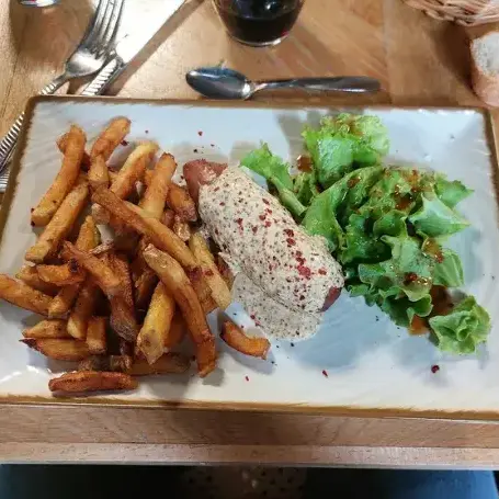 restaurant au bord de l'eau Vignoc-1